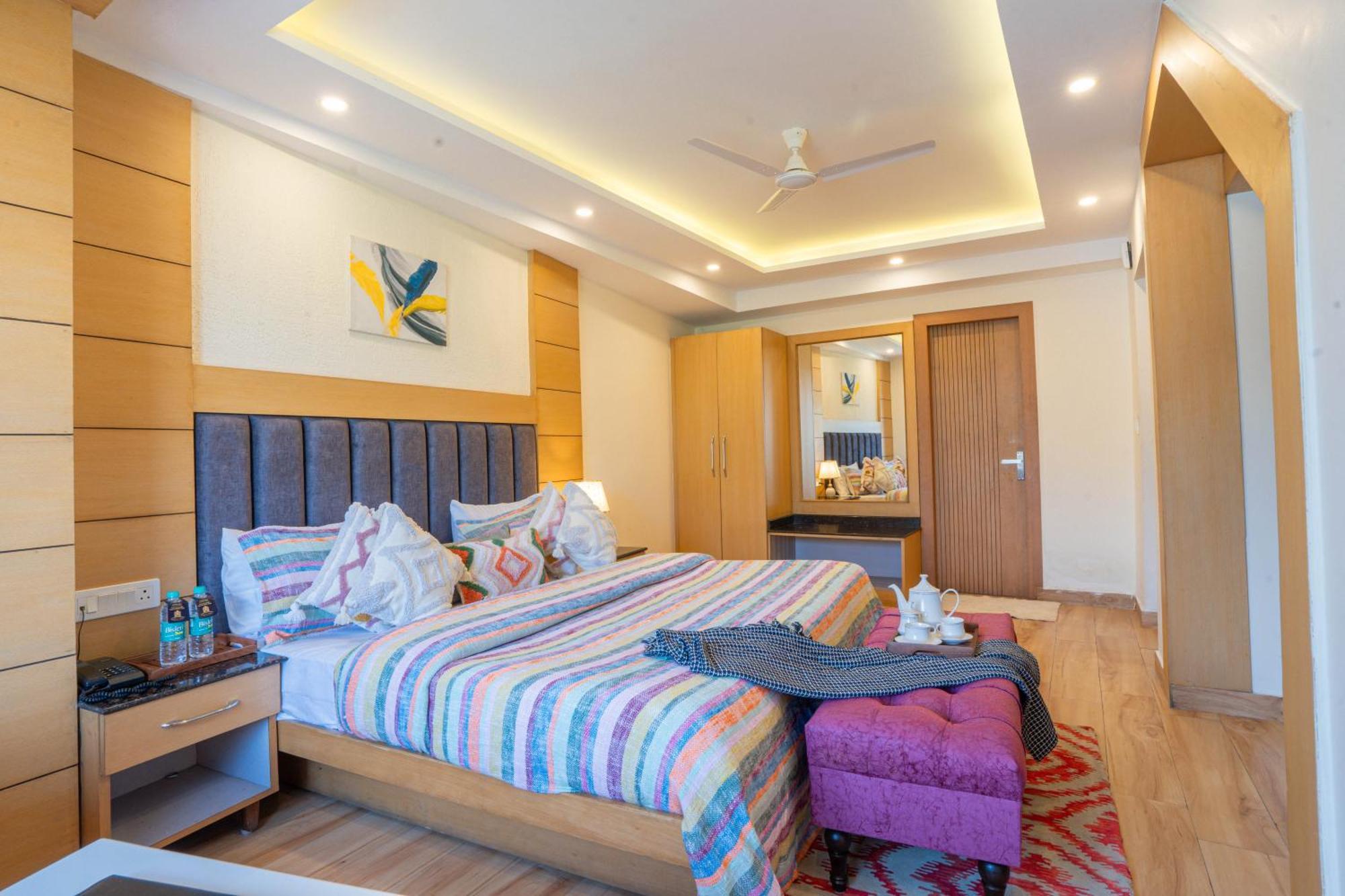 Perfectstayz Premium At Mall Road Mussoorie Ngoại thất bức ảnh