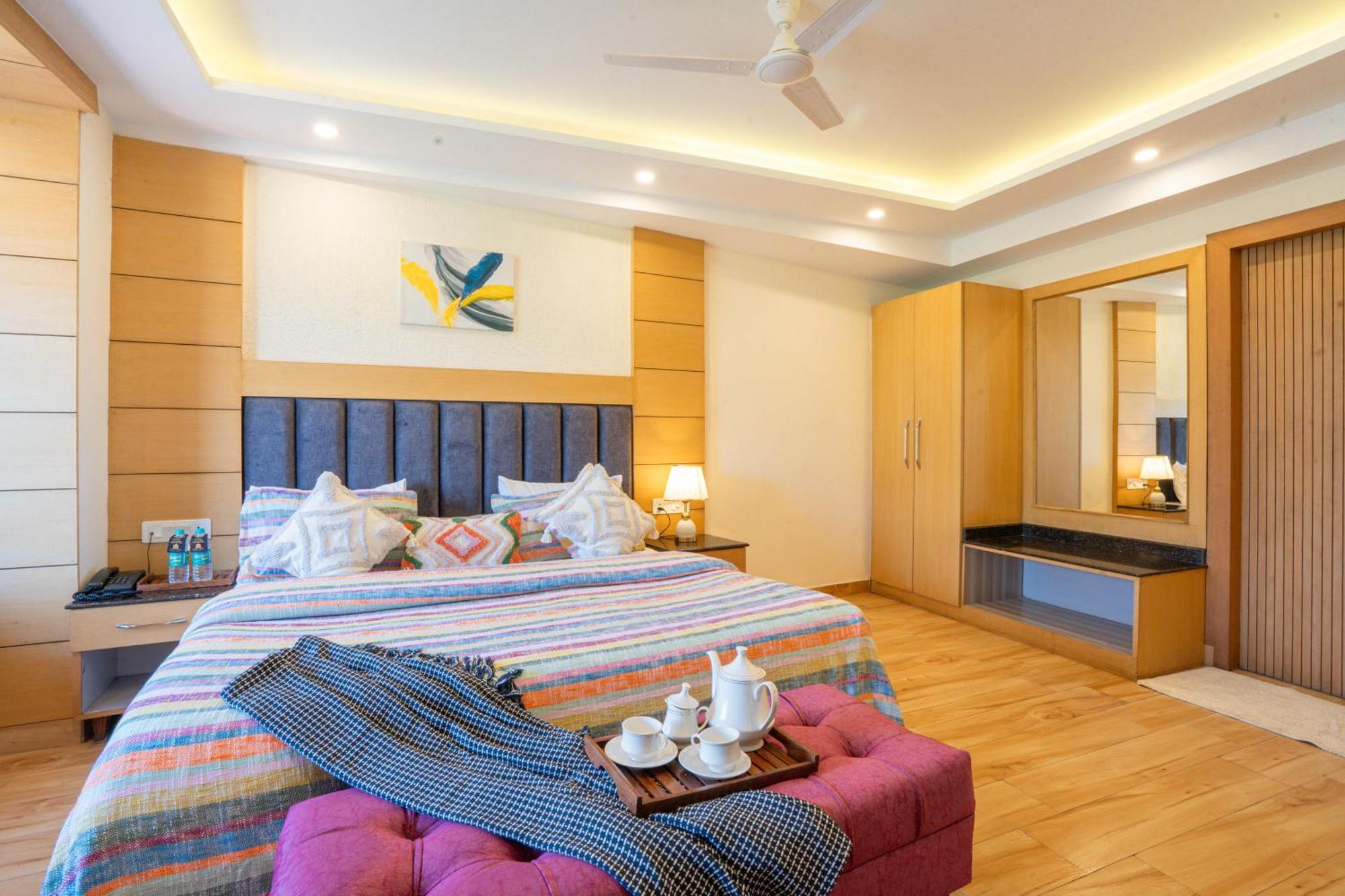 Perfectstayz Premium At Mall Road Mussoorie Ngoại thất bức ảnh