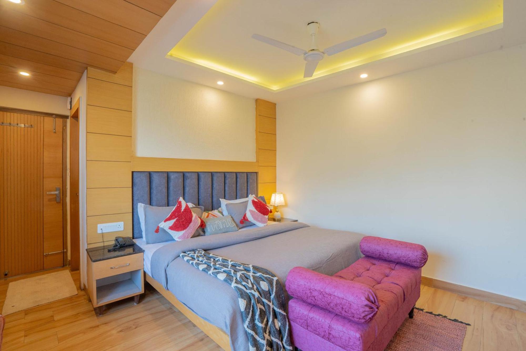 Perfectstayz Premium At Mall Road Mussoorie Ngoại thất bức ảnh