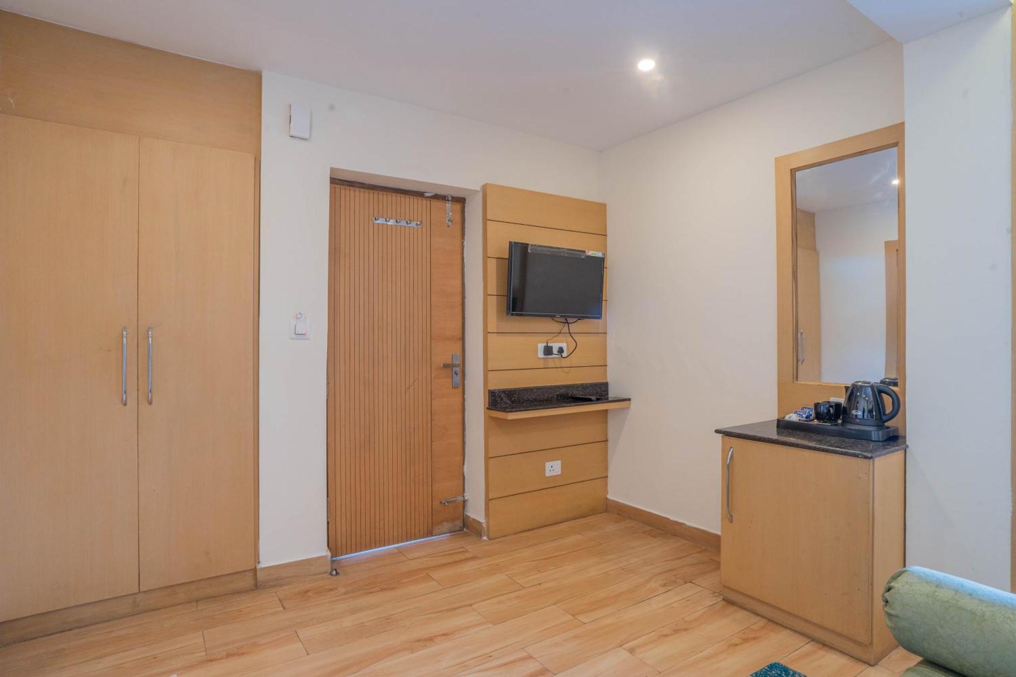 Perfectstayz Premium At Mall Road Mussoorie Phòng bức ảnh
